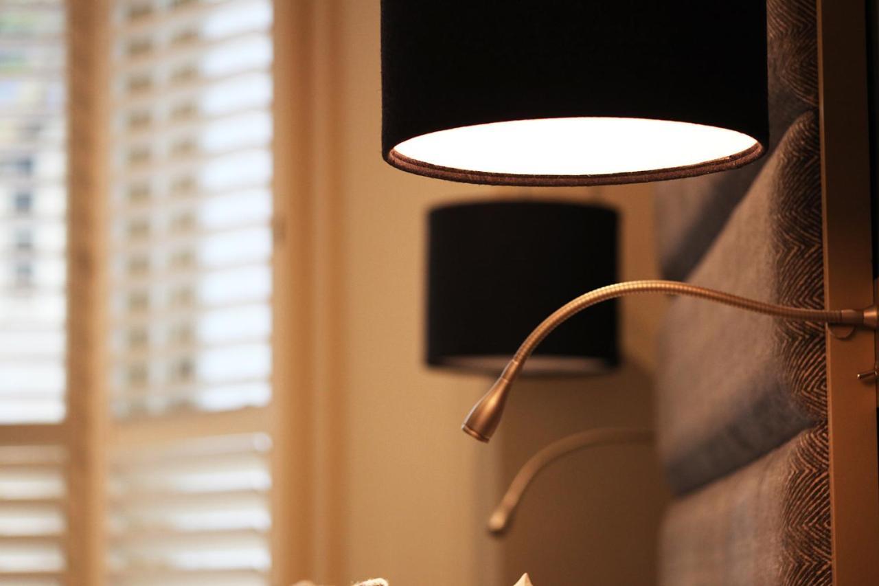 Boutique Barclay House London Townhouse - West London, Kensington, Chelsea, Fulham Bed & Breakfast Ngoại thất bức ảnh